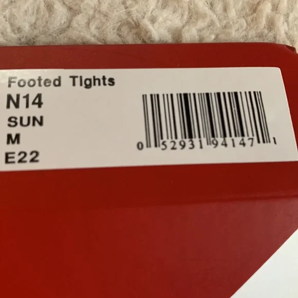 NEW Capezio Footed Tights SUN Medium Dance Skate - Picture 4 of 6